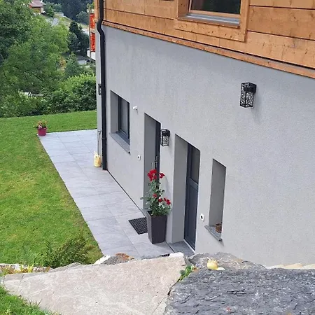Le Petit Lu